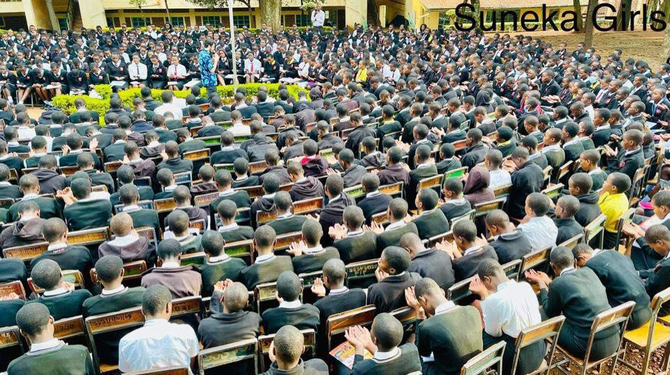 click to see larger image completed training with cfan